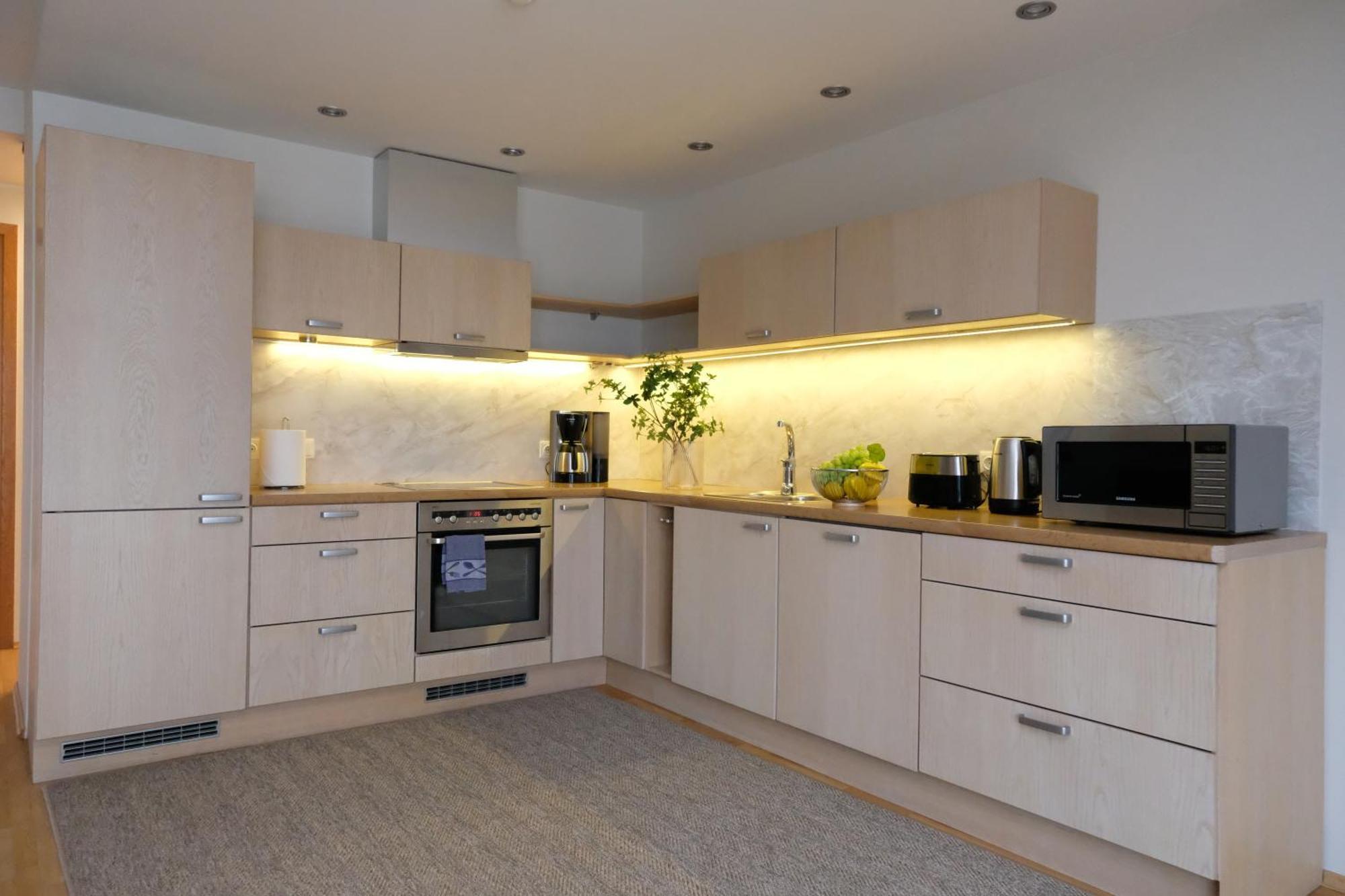Tallinn City Apartments Roosikrantsi Buitenkant foto