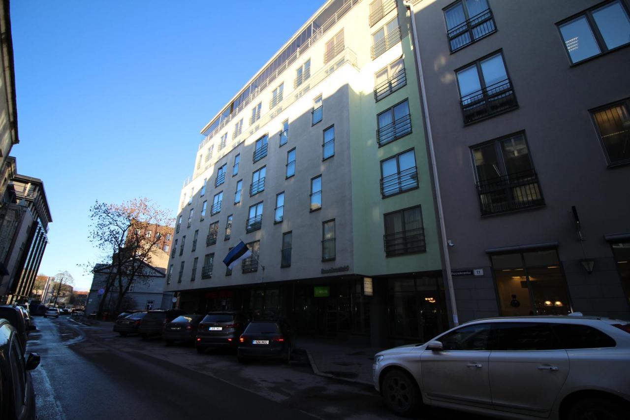 Tallinn City Apartments Roosikrantsi Buitenkant foto
