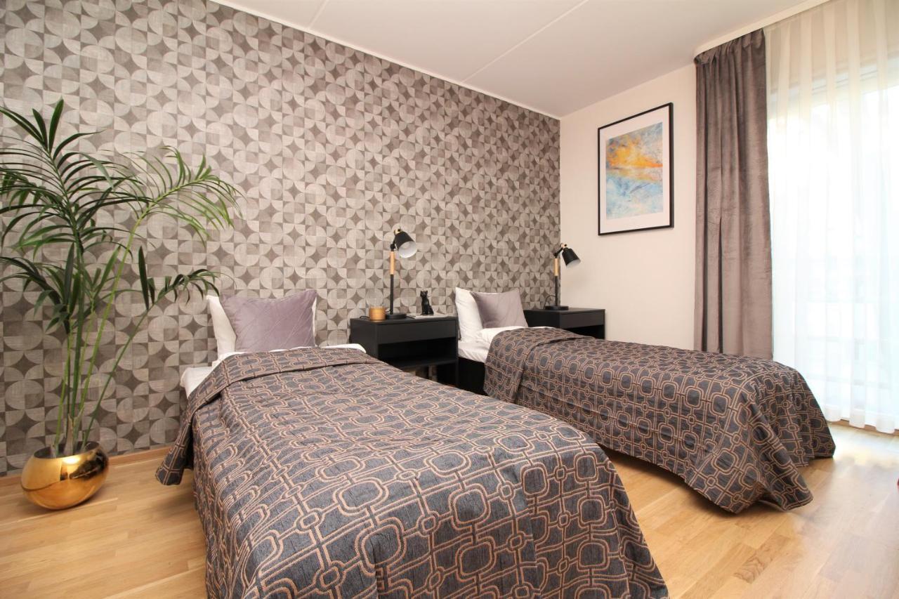 Tallinn City Apartments Roosikrantsi Buitenkant foto
